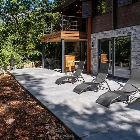 Chalet In The Woods With Jacuzzi And Sauna *