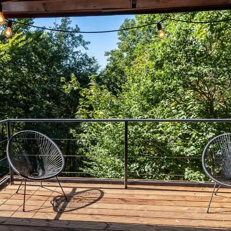 Chalet Chalet In The Woods With Jacuzzi And Sauna Manhay