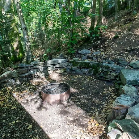 In The Woods With Nordic Bath Chalet